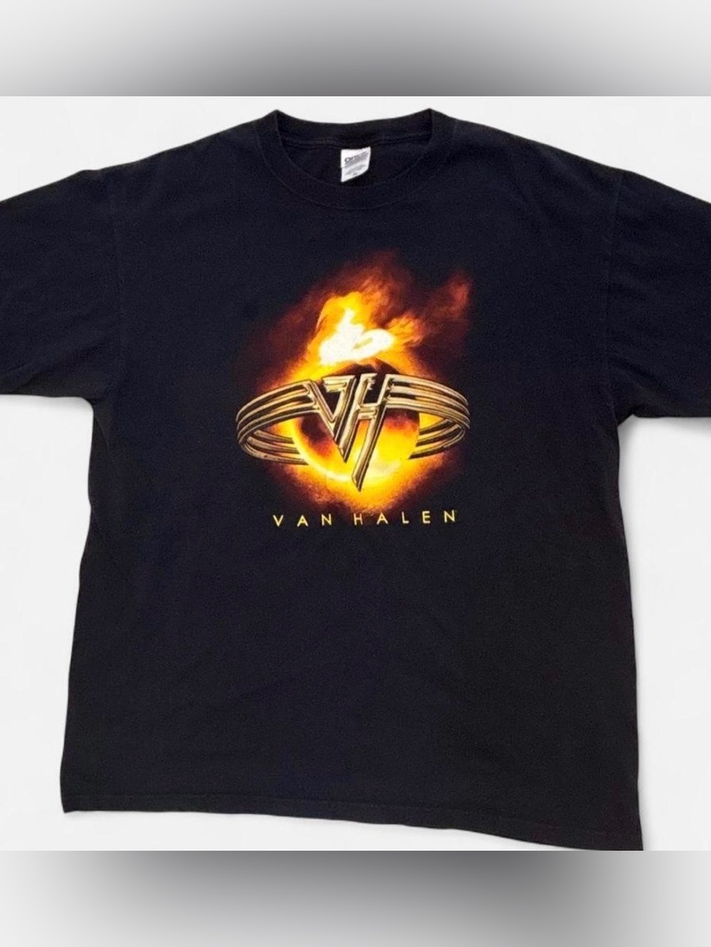 Vintage Y2K Van Halen 2004 Tour Graphic Band Tee